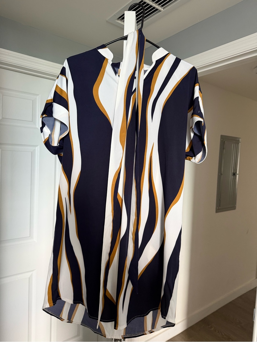 Navy, White & Mustard Wave Print Tunic Top